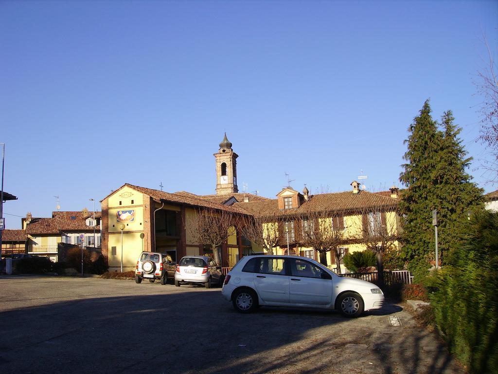 Al Centro Del Borgo Διαμέρισμα Guarene Εξωτερικό φωτογραφία