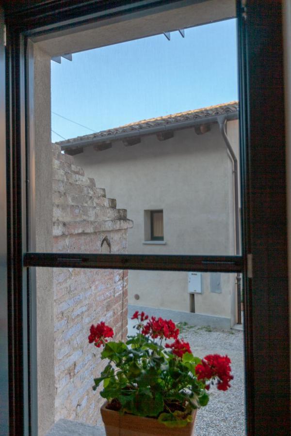 Al Centro Del Borgo Διαμέρισμα Guarene Εξωτερικό φωτογραφία