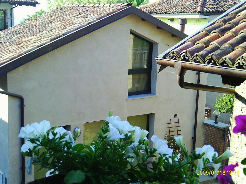 Al Centro Del Borgo Διαμέρισμα Guarene Εξωτερικό φωτογραφία